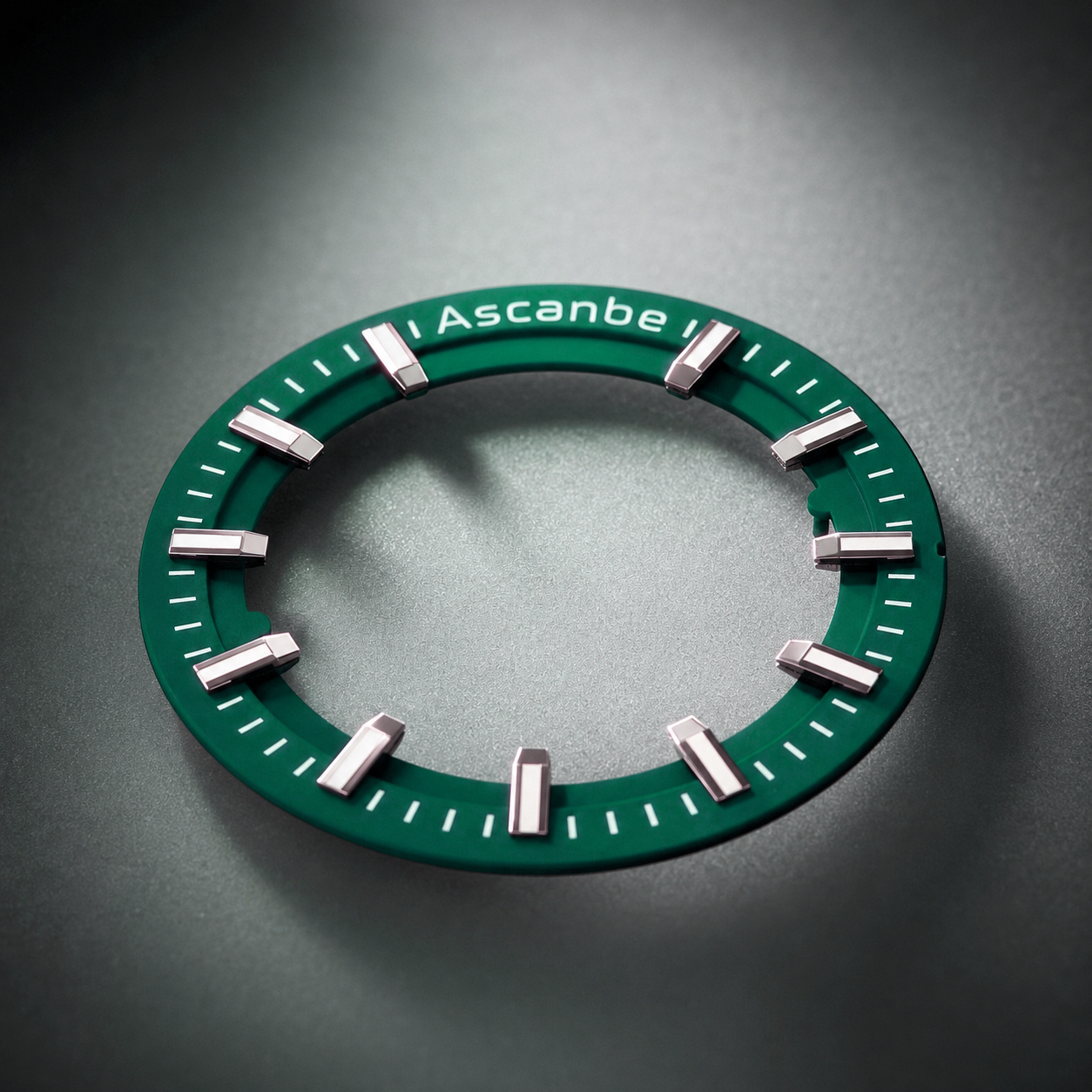 Close-up of the green Ascanbe J1 dial ring and applied indexes